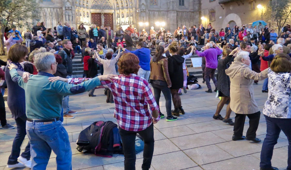 The Transformation of Social Interaction in Daily Life